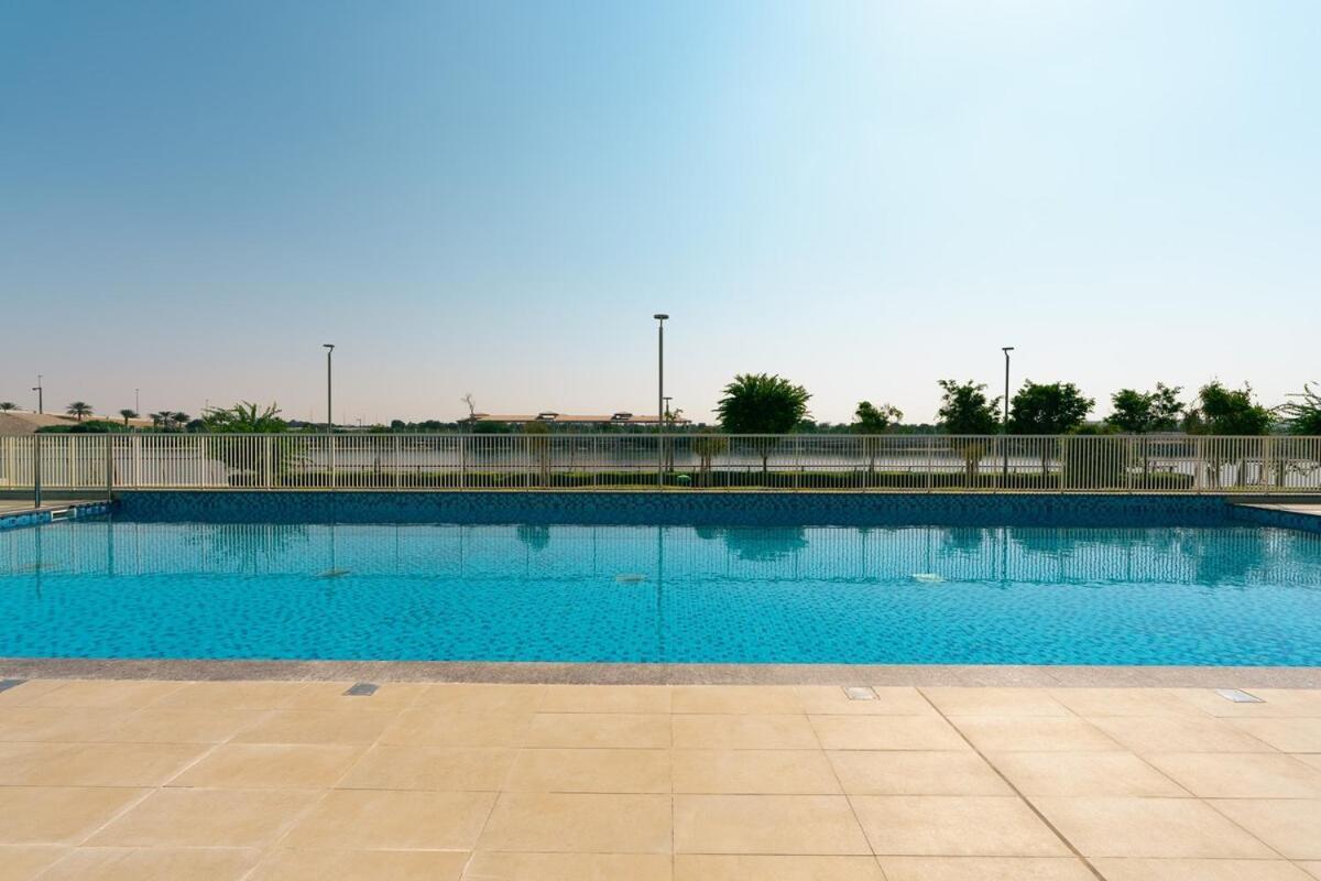 One Bedroom Apartment By Otolo Homes With Free Yas Theme Park Tickets *