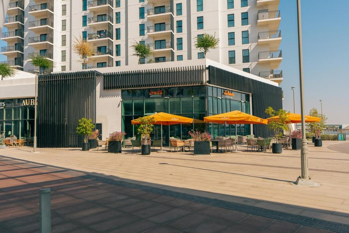 Apartment One Bedroom Apartment By Otolo Homes With Free Yas Theme Park Tickets