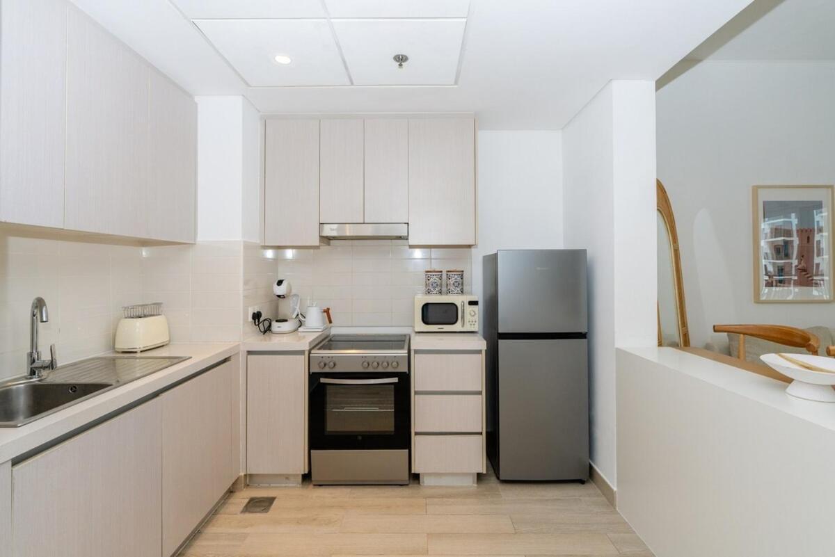 One Bedroom Apartment By Otolo Homes With Free Yas Theme Park Tickets Abu Dhabi