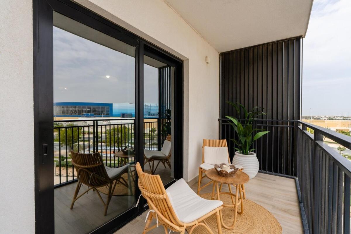 One Bedroom Apartment By Otolo Homes With Free Yas Theme Park Tickets * Abu Dhabi