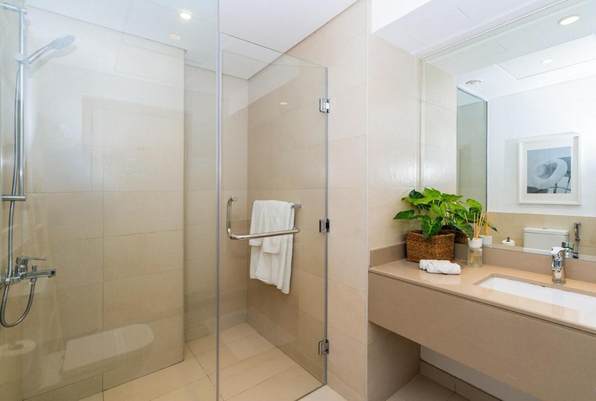 One Bedroom Apartment By Otolo Homes With Free Yas Theme Park Tickets