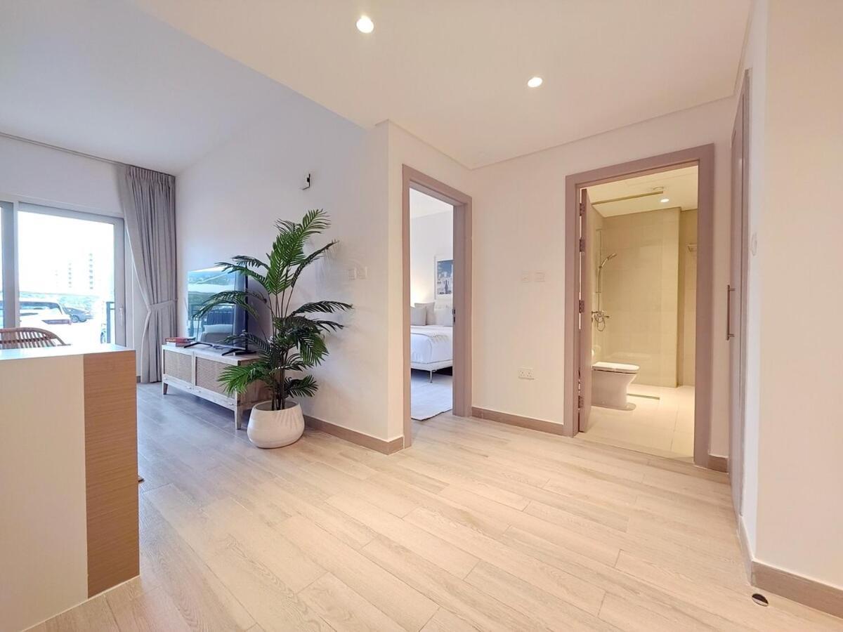One Bedroom Apartment By Otolo Homes With Free Yas Theme Park Tickets Apartment Abu Dhabi