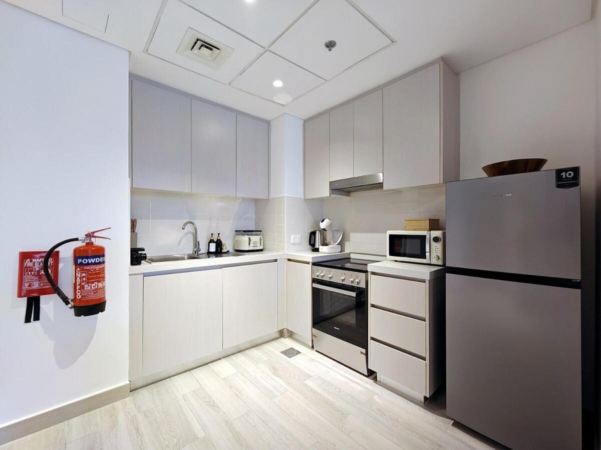 One Bedroom Apartment By Otolo Homes With Free Yas Theme Park Tickets Apartment