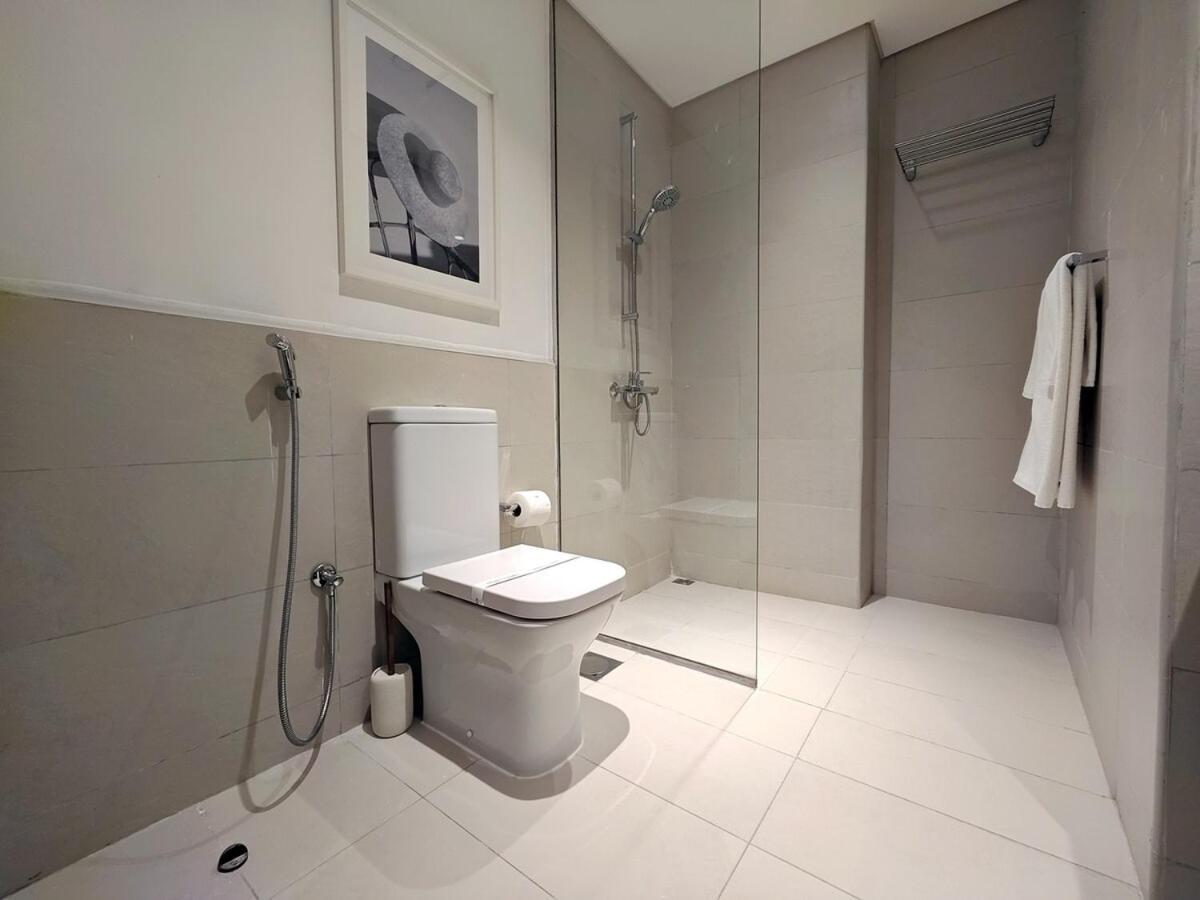 Apartment One Bedroom Apartment By Otolo Homes With Free Yas Theme Park Tickets