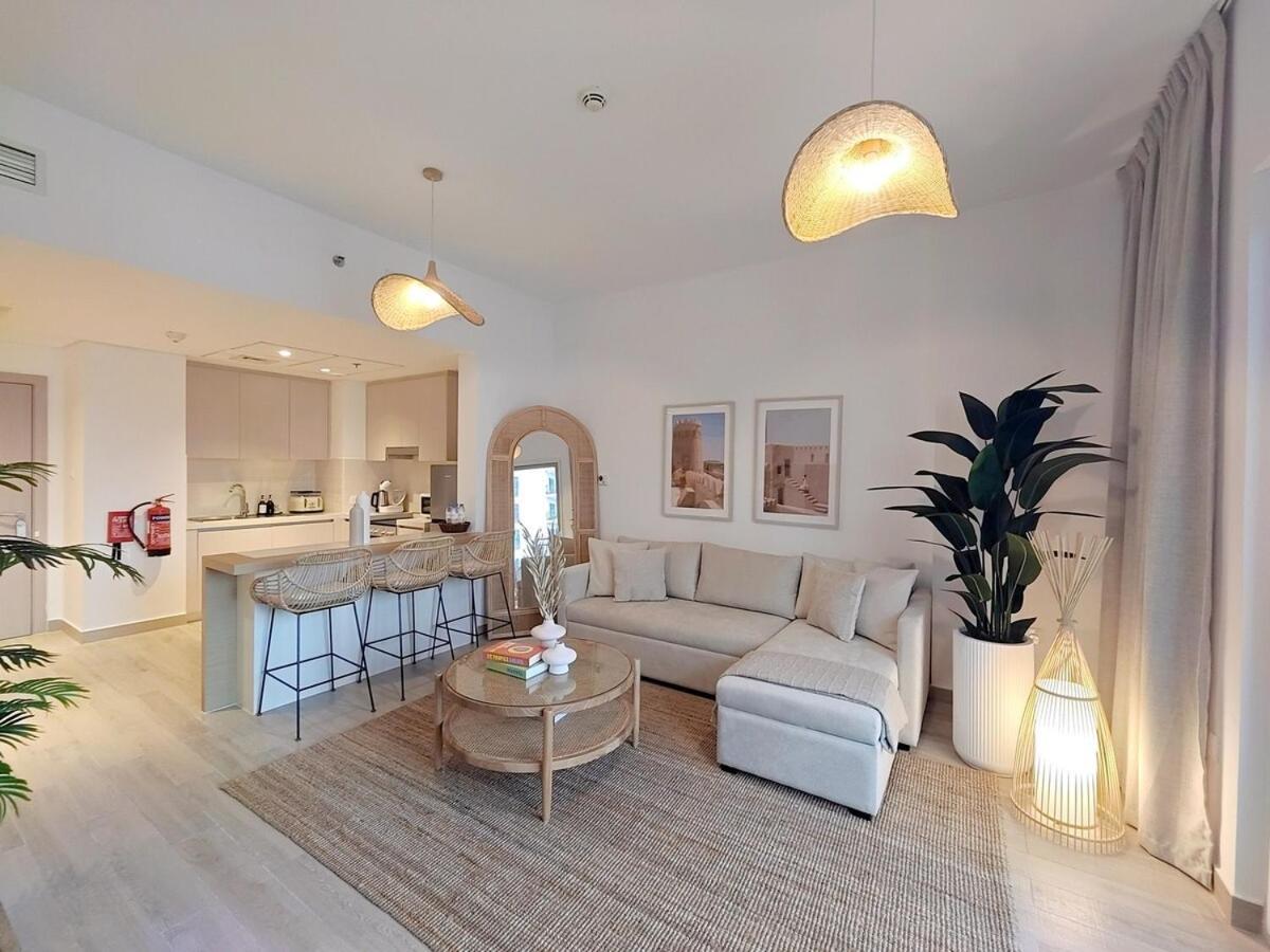 Apartment One Bedroom Apartment By Otolo Homes With Free Yas Theme Park Tickets