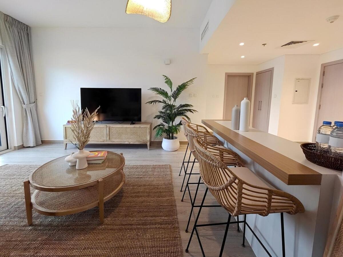 One Bedroom Apartment By Otolo Homes With Free Yas Theme Park Tickets
