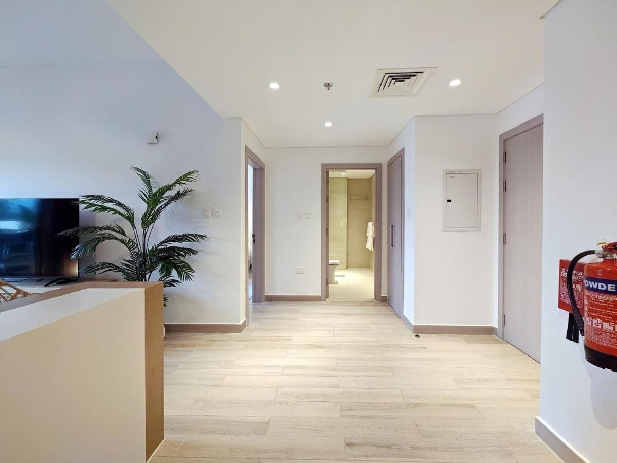 One Bedroom Apartment By Otolo Homes With Free Yas Theme Park Tickets Apartment *